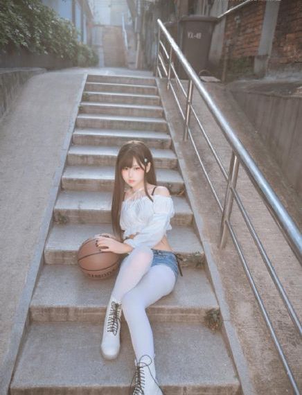 欧美女模高清大图_720全集免费播放
